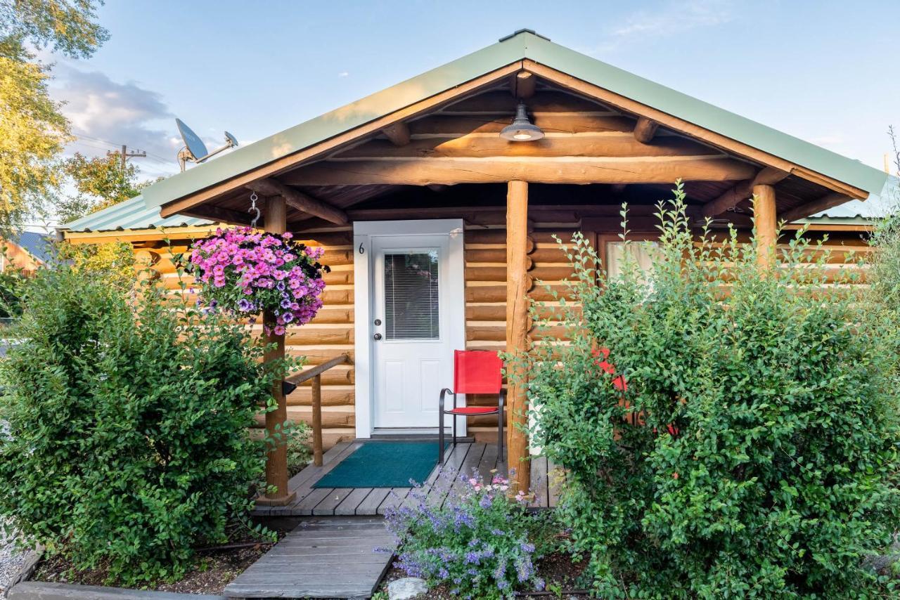 Log Cabin Motel Pinedale Eksteriør billede